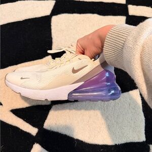 Nike Women's Air max 270